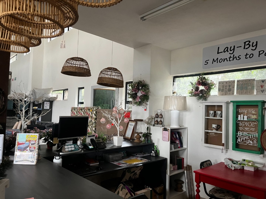 To Let commercial Property for Rent in Melodie North West